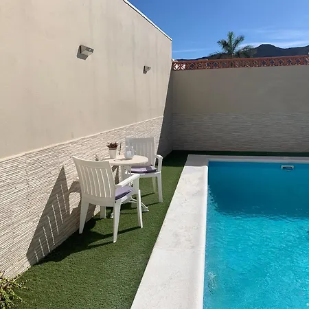 Mar&mar, Con Solarium Y Piscina 그란 타라할